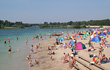 Der Dankernsee mit Sportanlagen wie Wasserski usw.